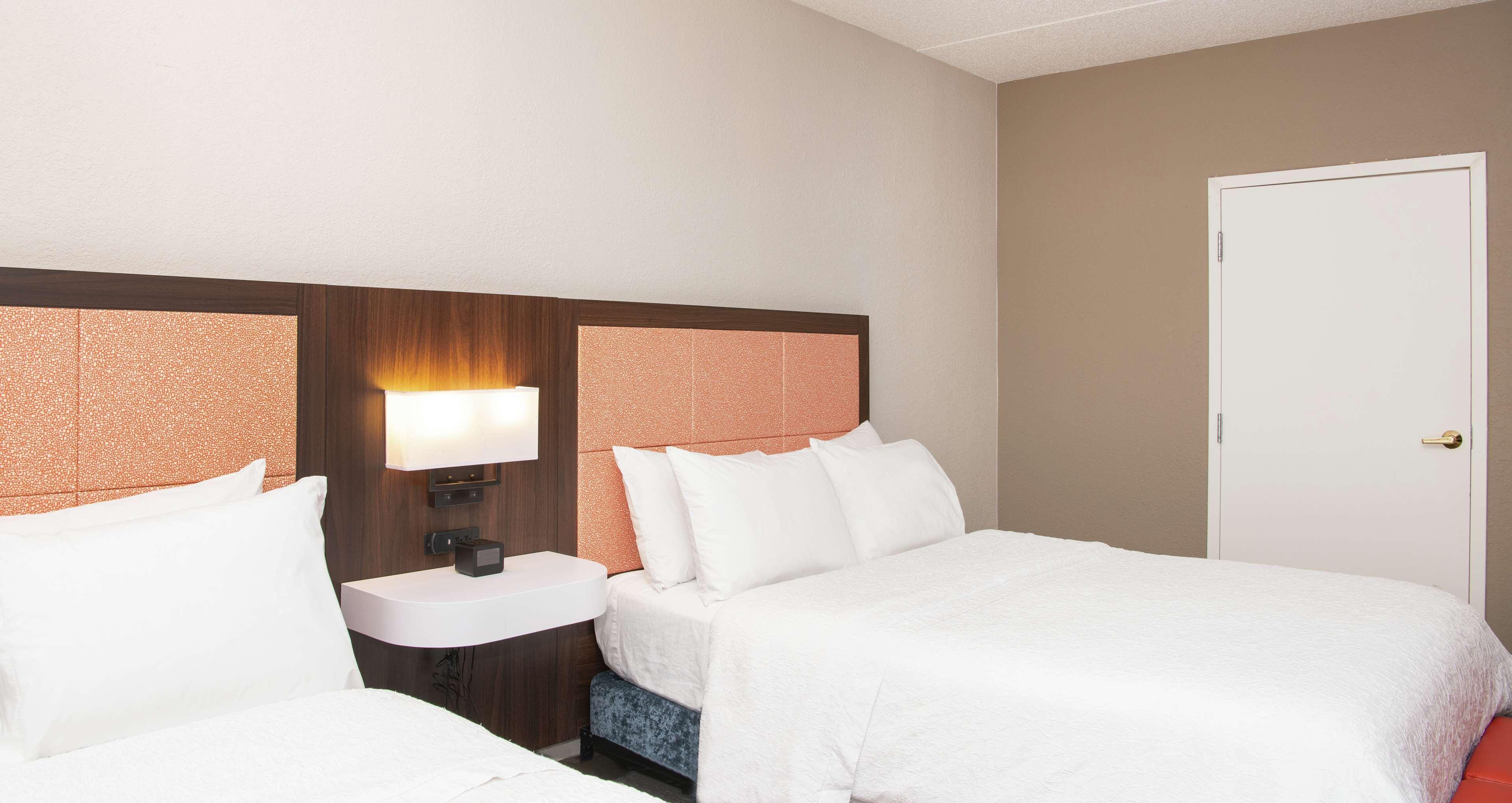 Hampton Erie-south 3* Kearsarge