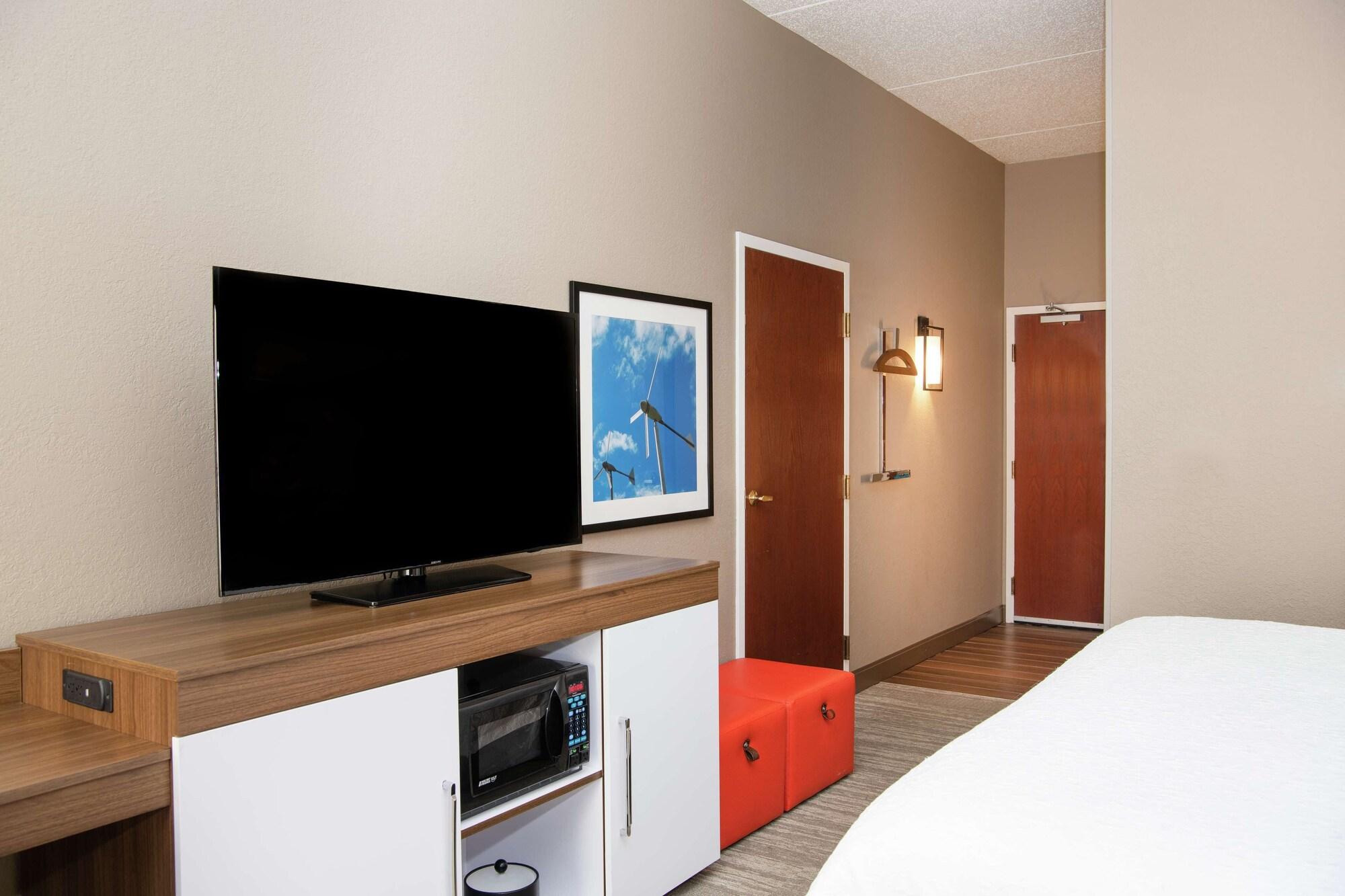 Hotel Hampton Erie-south Kearsarge