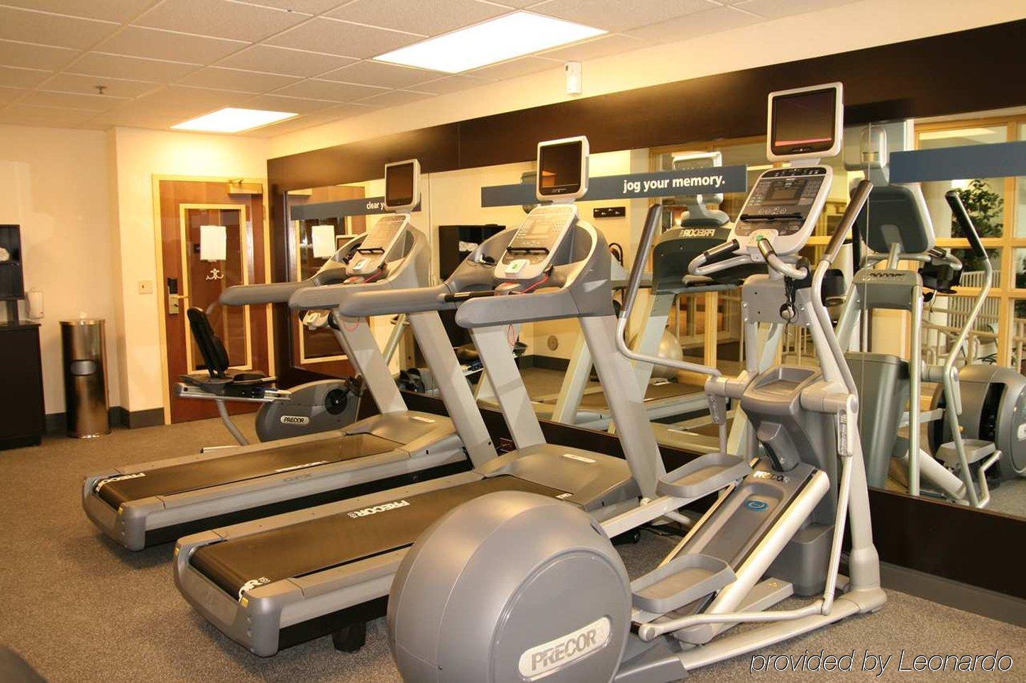 Hotel Hampton Erie-south