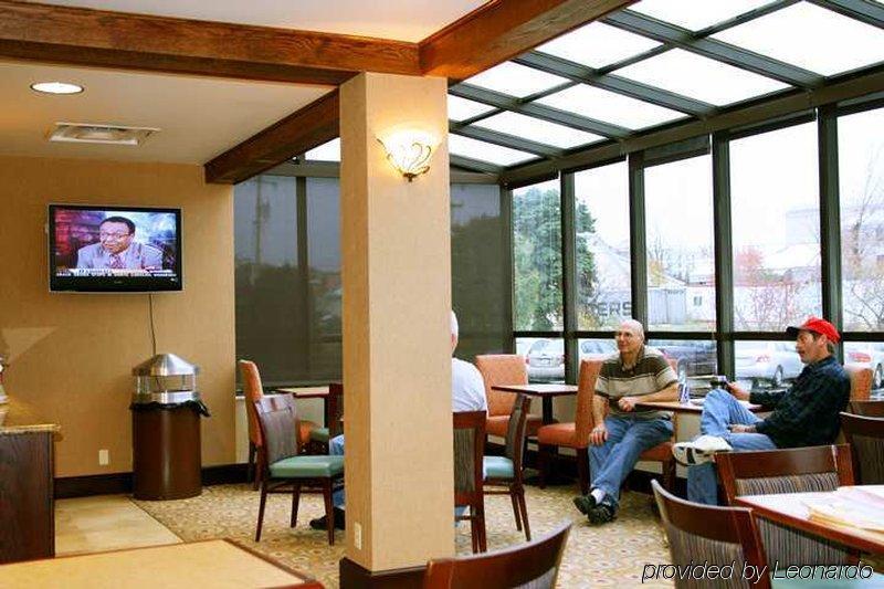 Hotel Hampton Erie-south Erie